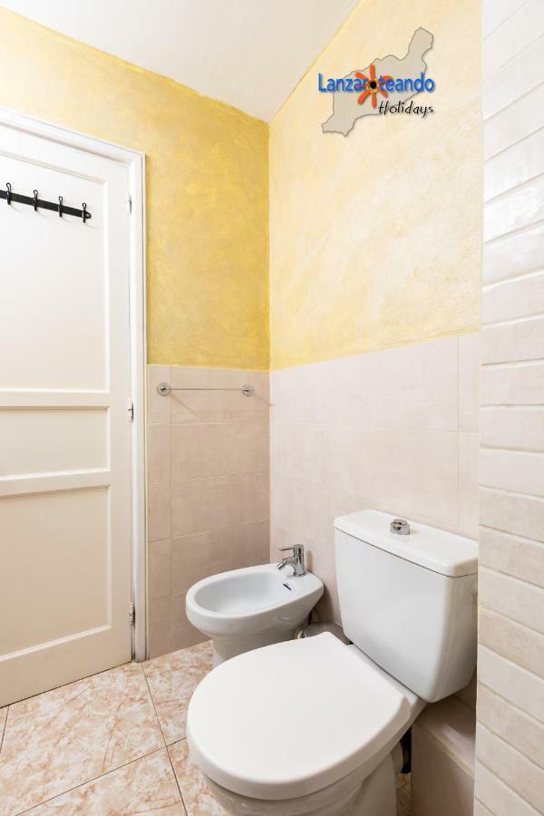 Vivienda Vacacional Sunny - Duplex Apartment 2Beds 2 Baths Costa Teguise Ngoại thất bức ảnh